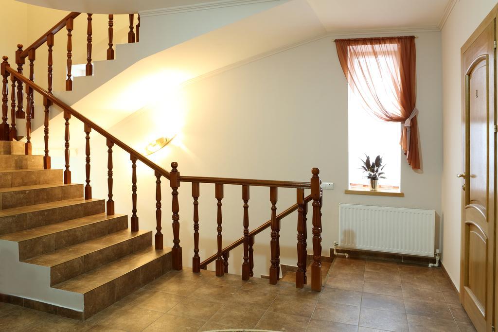 Hotel BACHUS Kischinau Zimmer foto