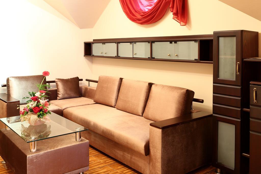 Hotel BACHUS Kischinau Zimmer foto